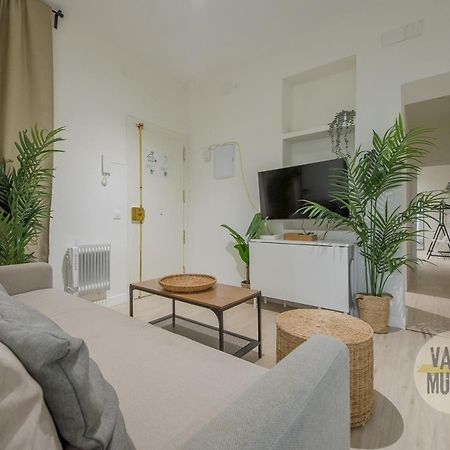 New Apt De 7Pax En El Corazon De Malasana Apartment Madrid Exterior photo